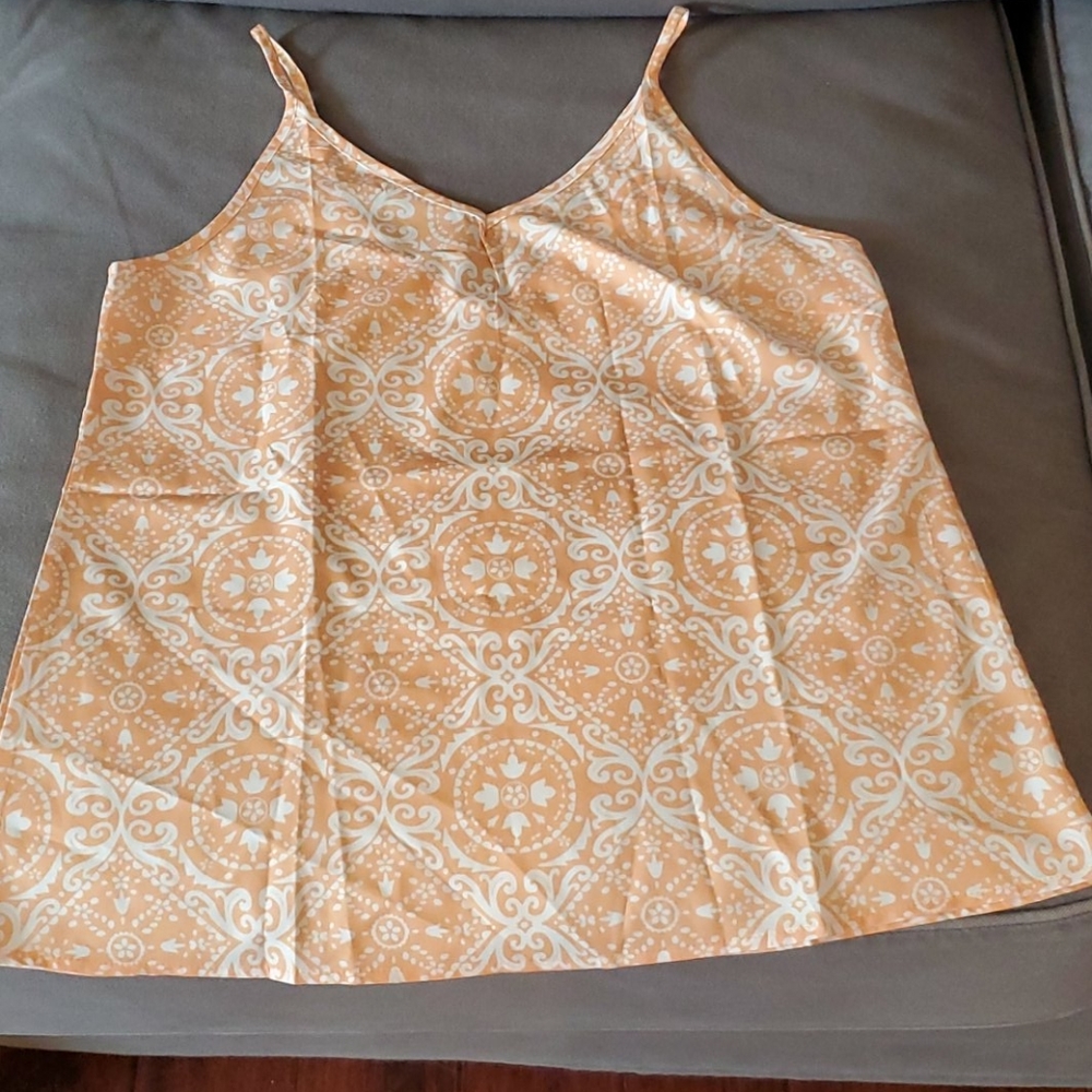 Sleeveless Dressy camisole